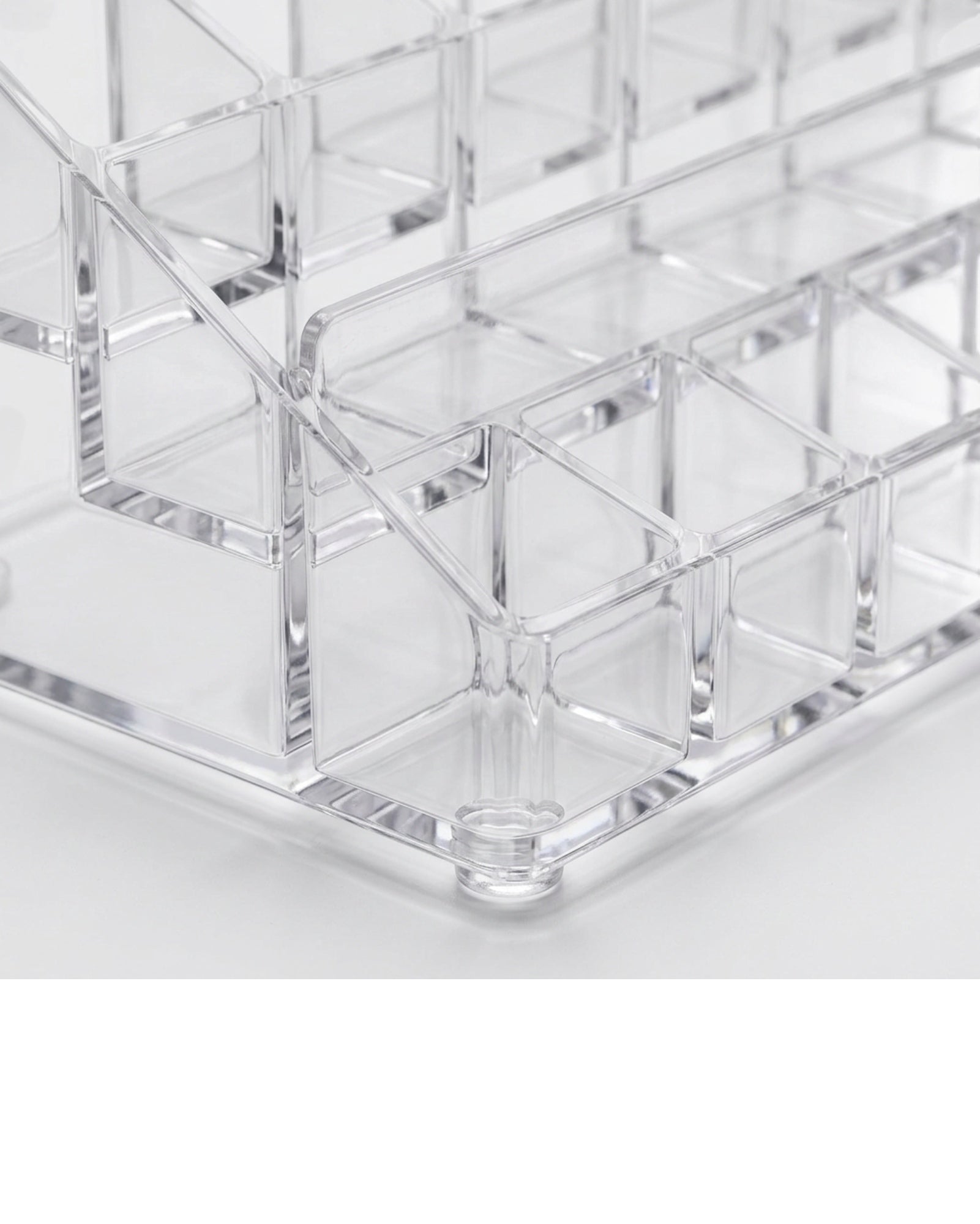 Vndrk Four Tier 24 Slot Acrylic Lipstick Organizer Clear - Detail view