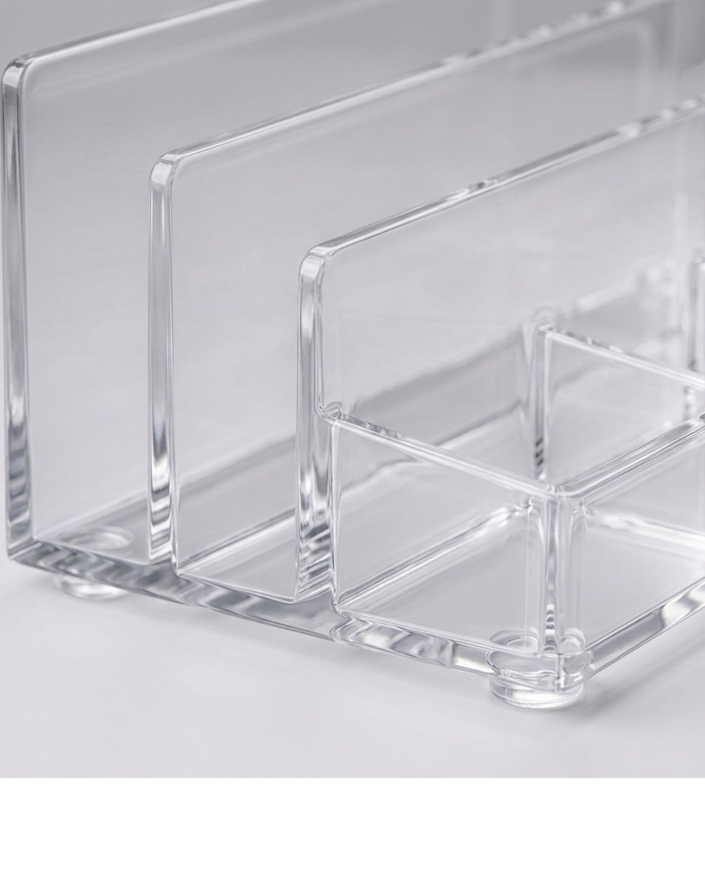 Vndrk Stepped Palette File Acrylic Organizer Front Tray Clear - Detail view